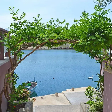 Ana.1 Apartment *