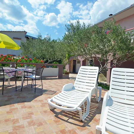 Appartamento Ana-1 By Interhome